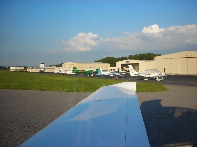 Diamond Star (N443MA)