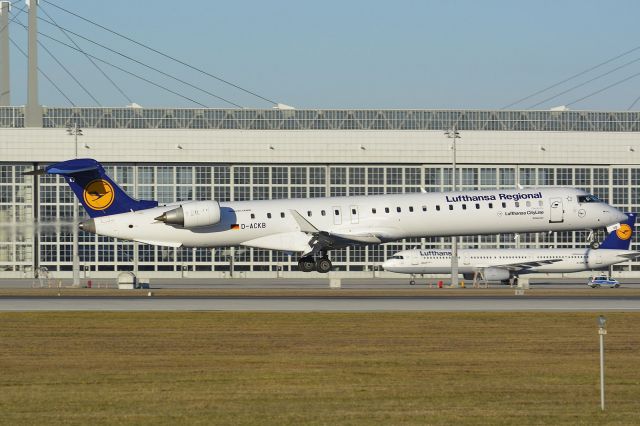 Canadair Regional Jet CRJ-900 (D-ACKB)