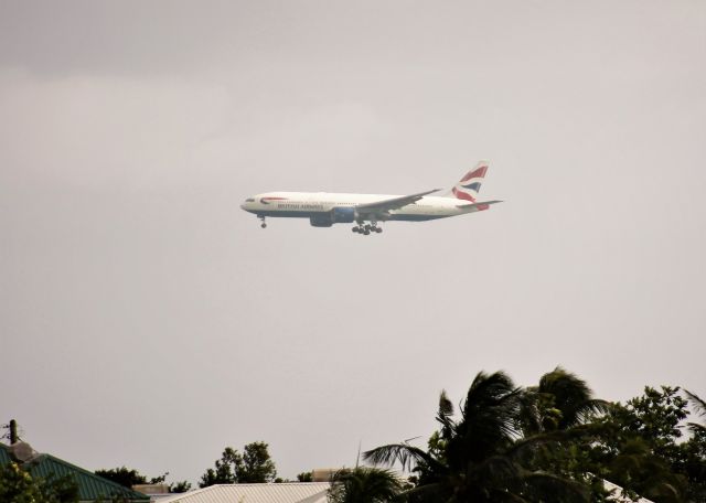 Boeing 777-200 (G-VIIU)