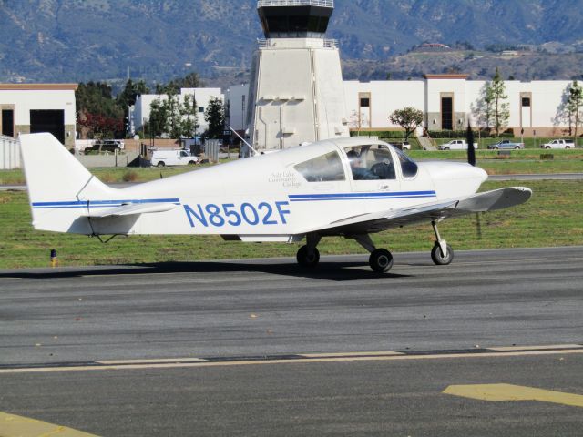 JORDAN AEROSPACE Sama (N8502F) - Taxiing to RWY 26L