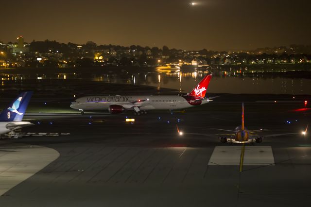 Boeing 787-9 Dreamliner (G-VNEW) - First Virgin 787-9 Dreamliner service to Boston