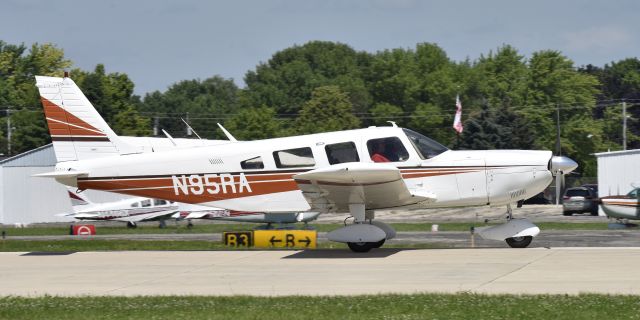 Piper Saratoga (N95RA) - Airventure 2017