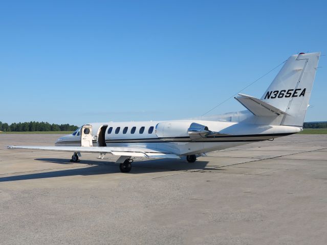 Cessna Citation V (VTE365) - This fine Citation V jet is available for charter in the Northeast from CFM Corporate Flight Management.