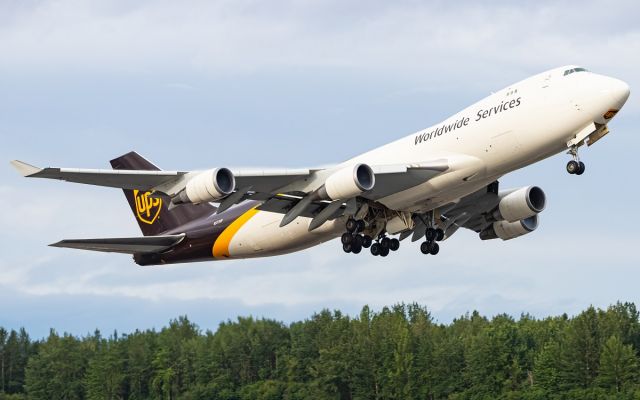 Boeing 747-400 (N573UP)
