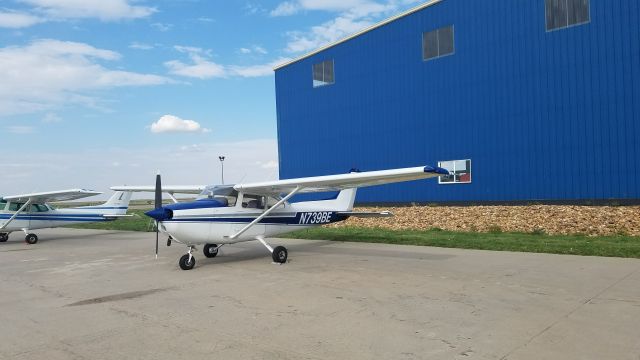 Cessna Skyhawk (N739BE)