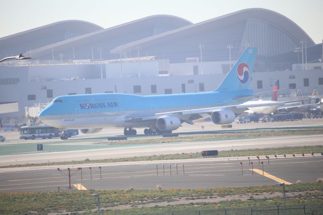 BOEING 747-8 (HL7631)