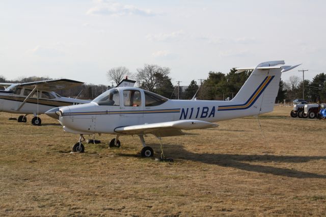 Cessna Skyhawk (N11BA)