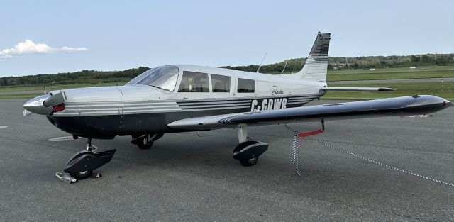 Piper Saratoga (C-GRWR)