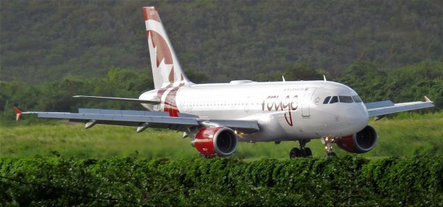 Airbus A319 (C-FYJE)
