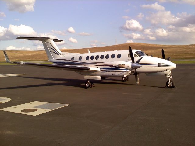 Beechcraft Super King Air 300 (N923FP)