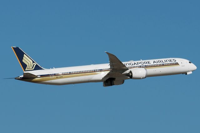 BOEING 787-10 Dreamliner (9V-SCH) - Boeing 787-10 cn 60256 ln 528. Singapore Airlines 9V-SCH departed rwy 21 YPPH 10 February 2022