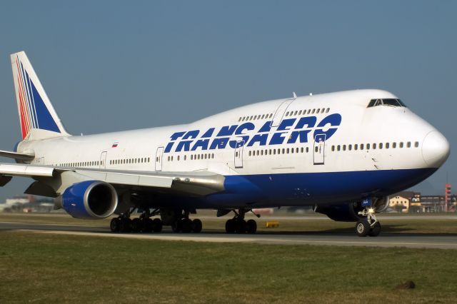 Boeing 747-200 (EI-XLC)