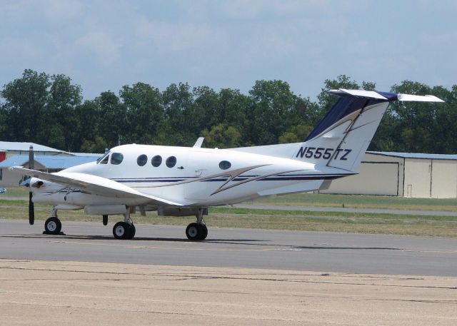 Beechcraft King Air 90 (N555TZ) - At Downtown Shreveport.