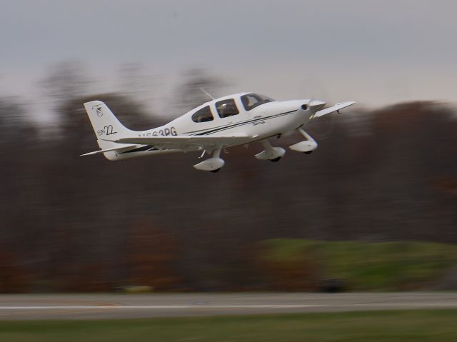 Cirrus SR-22 (N563PG) - Departing Runway 8