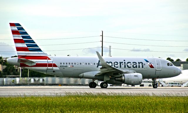 Airbus A319 (N3014R)