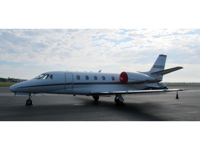 Cessna Citation Excel/XLS (N688QS) - Netjets Citation Excel.
