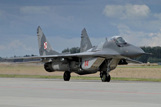 N114 — - 2017. MiG-29A of  1-st  Tac Sqn rolling to air display at open day of 31-st Airbase, Poznań, Poland