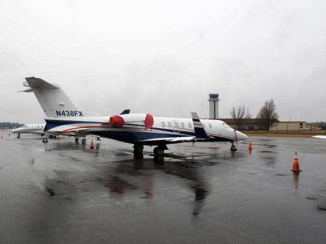 Learjet 45 (N438FX)