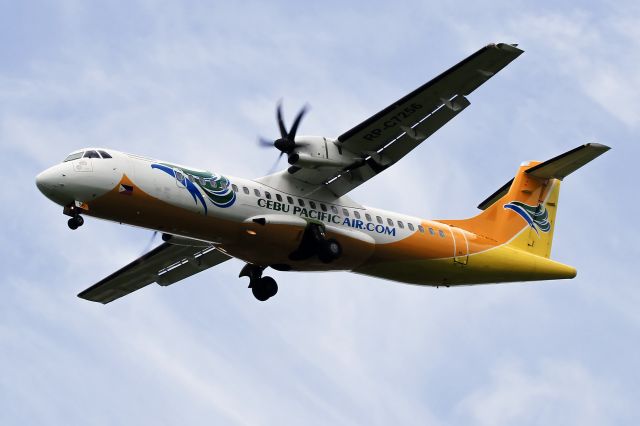 Aerospatiale ATR-42-300 (RP-C7256)