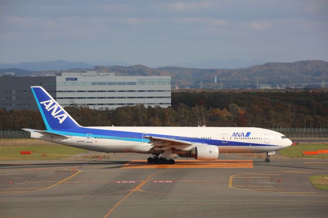 Boeing 777-200 (JA701A)