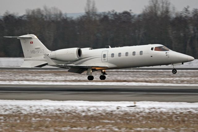 Learjet 60 (HB-VOZ)