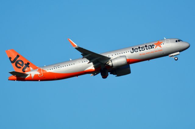 Airbus A321neo (VH-OYP)