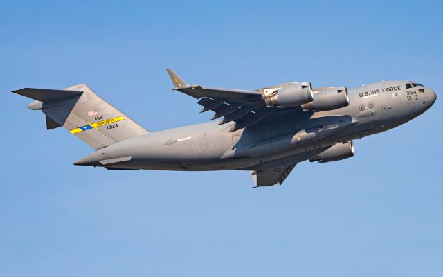Boeing Globemaster III (03-3124)