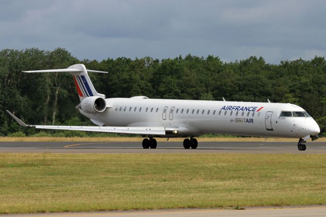 Bombardier CRJ-1000 (F-HMLH)