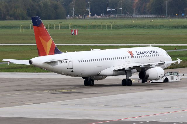 Airbus A320 (ES-SAM)