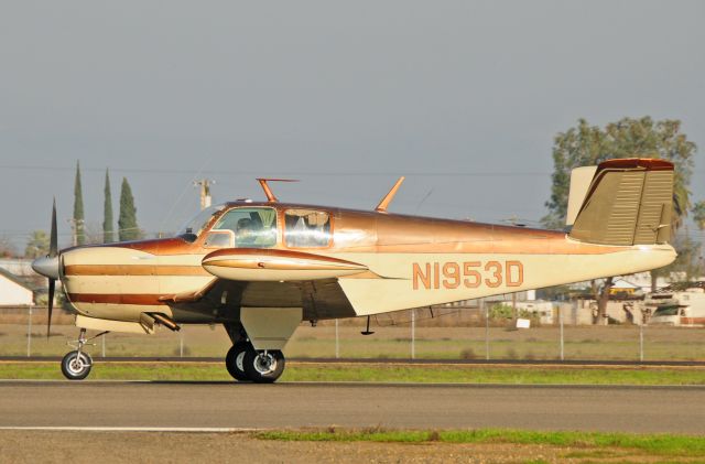 Beechcraft 35 Bonanza (N1953D)