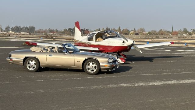 N3752W — - 1979 Grumman Tiger with an STC Jaguar Cowling posing with a 1995 Jaguar XJS
