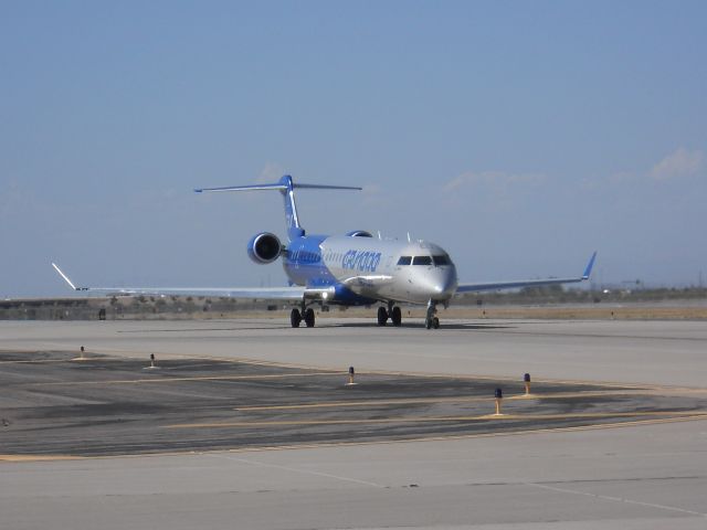 Canadair Regional Jet CRJ-100 (C-FNXG) - CRJ-1000 at Phoenix-Mesa Gateway Airport 9/20/2010