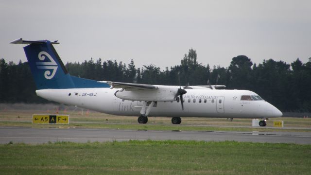 de Havilland Dash 8-300 (ZK-NEJ)