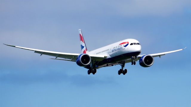 Boeing 787-9 Dreamliner (G-ZBKS) - BOE379 on final to Rwy 16R to complete a C1 flight on 5.24.18. (ln 700 / cn 60628).