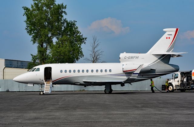 Dassault Falcon 900 (C-GWFM) - Visiting CYHU in June 2023