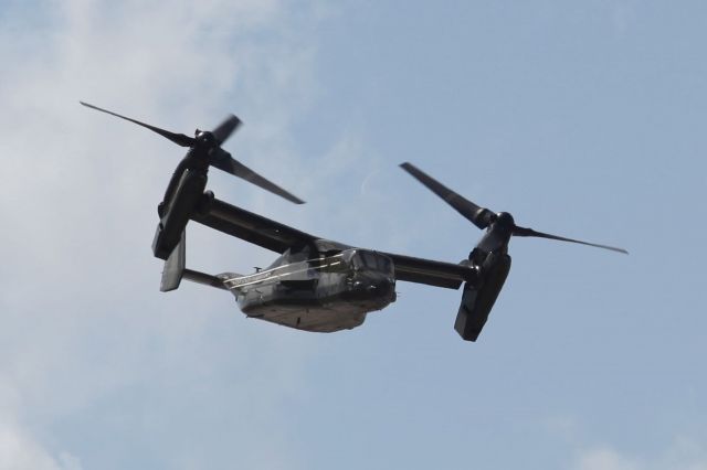 — — - We had a nice surprise to see this Boeing V-22 Osprey at the West Palm Beach International airport this afternoon. 04/14/18 