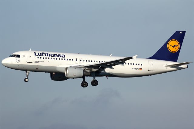 Airbus A320 (D-AIPH)