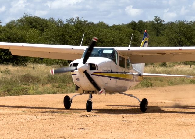 Cessna Centurion (ZS-AVB) - At Ingwelala. 15-MAR-2024