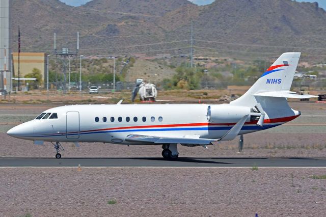 Dassault Falcon 2000 (N1HS) - Dassault Falcon 2000EX N1HS at Deer Valley, Arizona on April 13, 2016.