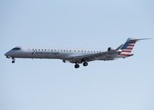 Canadair Regional Jet CRJ-900 (N958LR)