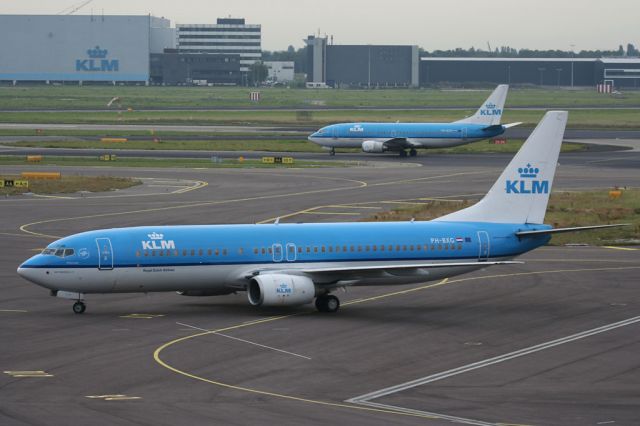 Boeing 737-800 (PH-BXG)