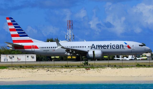 Boeing 737 MAX 8 (N306SP)