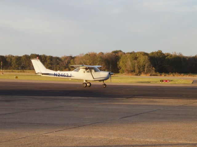 Cessna Commuter (N2463J)