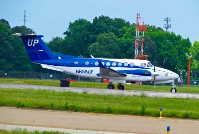 Beechcraft Super King Air 350 (N855UP)