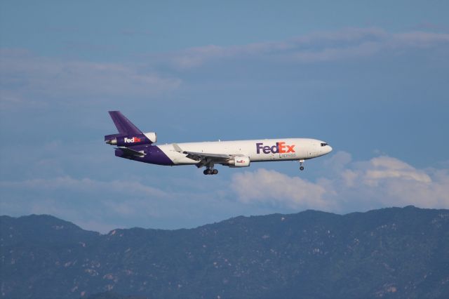 Boeing MD-11 (N590FE)