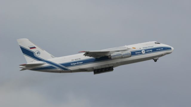 Antonov An-124 Ruslan (RA-82078)