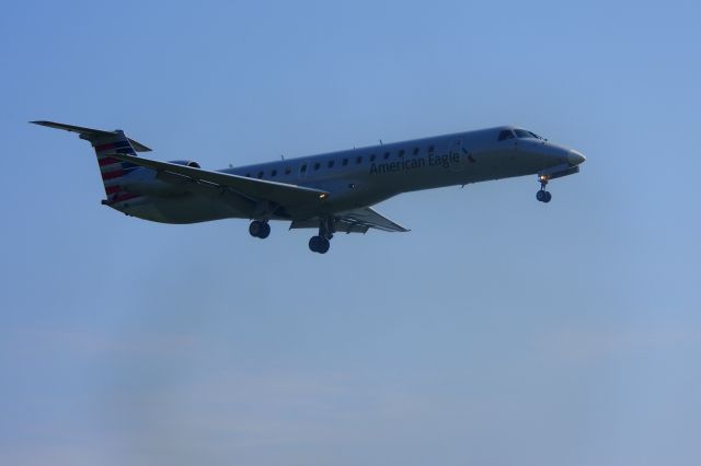 Embraer ERJ-145 (N605KS)