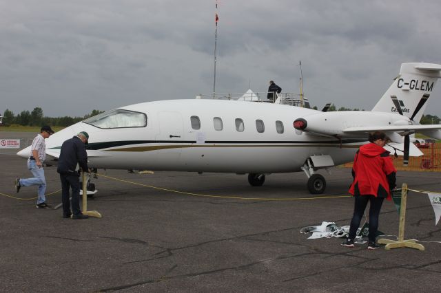 TRECKER 166 (C-GLEM) - Spectacle aérien aéroport des cantons Bromont QC CZBM. 16-08-2014 Piaggio  Avanti P180 C-GLEM