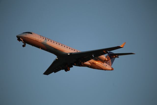 Canadair Regional Jet CRJ-700 (N705SK)