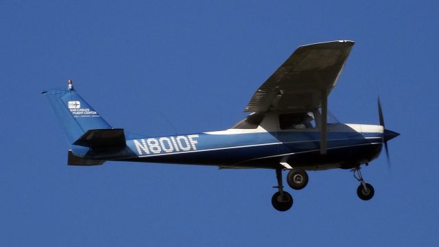 Cessna Skylane (N8010F) - N8010Fbr /MOUKI AVIATION LLC · PALO ALTO CA